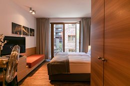 Doppelzimmer mit Balkon